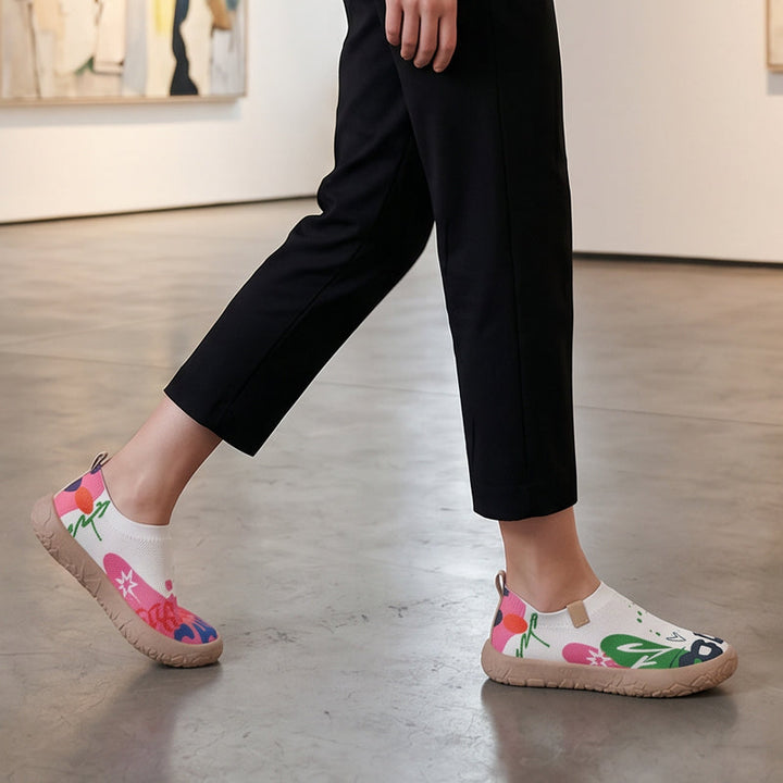 Mirea | Scarpe da trekking leggere e alla moda da donna
