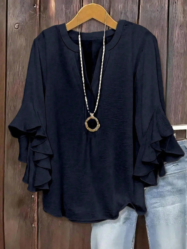 Ada | Camicia con collo a V e maniche a balze, elegante motivo floreale, comoda e alla moda, perfetta per un look casual