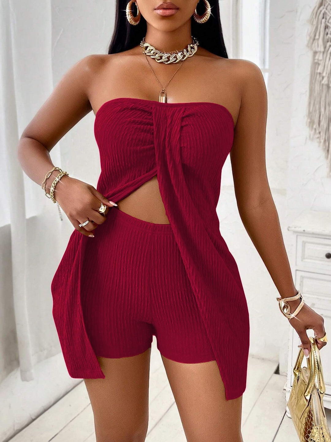 Malena | Completo top senza spalline e shorts in tinta unita