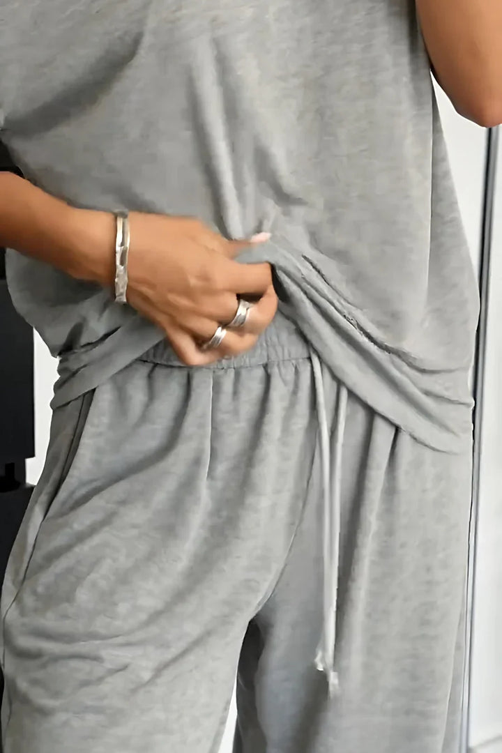 Carola | Completo due pezzi da donna con spalle scoperte