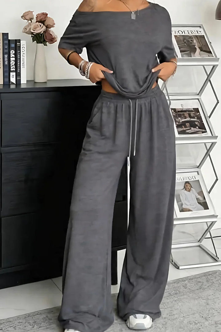 Carola | Completo due pezzi da donna con spalle scoperte