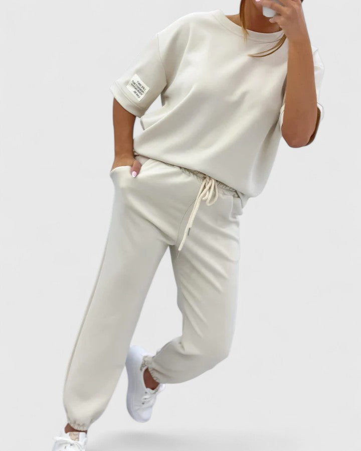 Susanna | Completo casual da donna con top e pantaloni a tinta unita