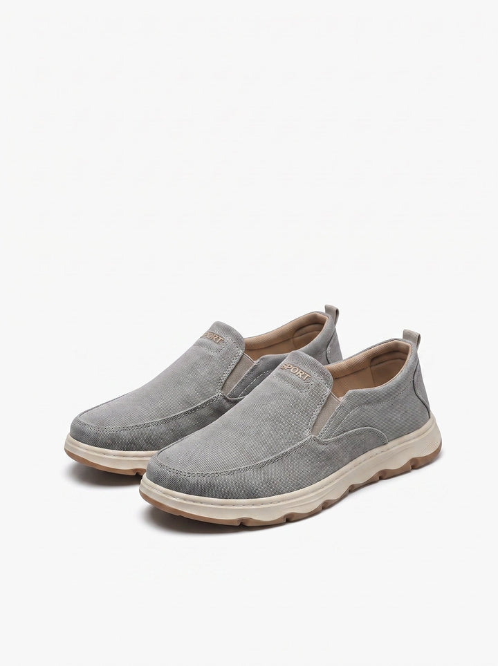 Claudio | Eleganza contemporanea e comfort assoluto