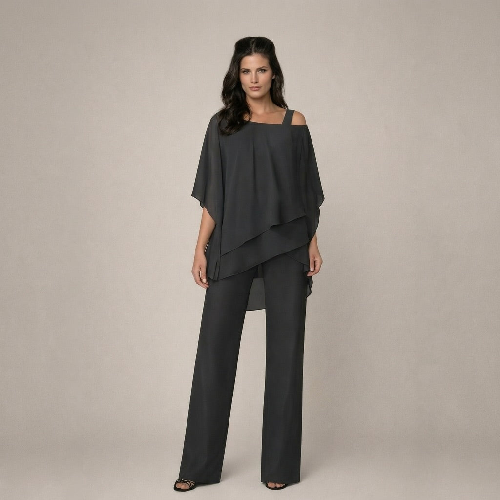 Cecilia | Elegante completo con blusa a balze
