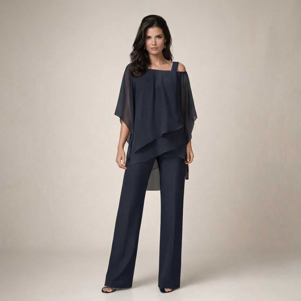 Cecilia | Elegante completo con blusa a balze