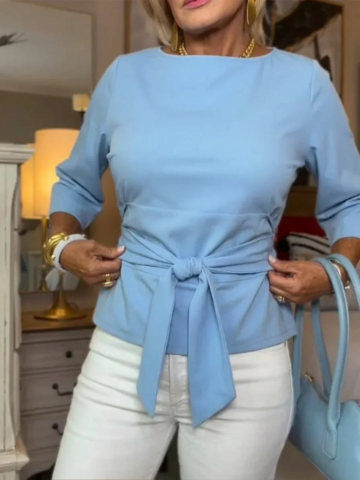 Azzurra | Maglietta casual da donna con fiocco da annodare