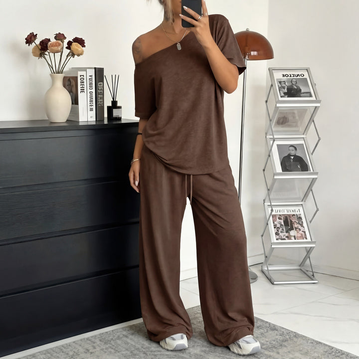 Carola | Completo due pezzi da donna con spalle scoperte